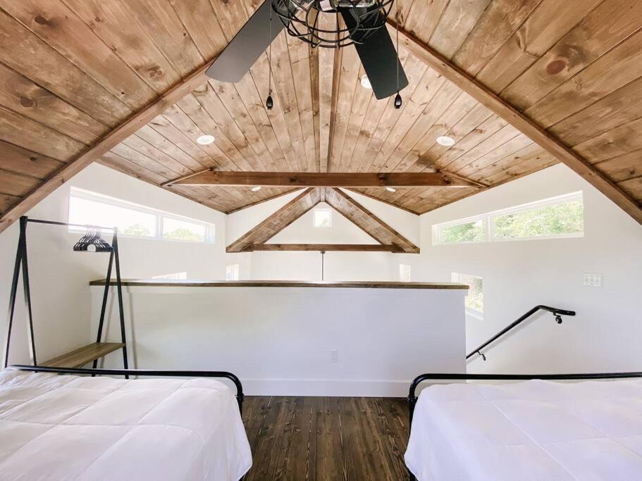 Modern Smoky Mountain Tiny House Appartement Pigeon Forge Buitenkant foto