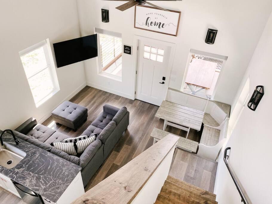 Modern Smoky Mountain Tiny House Appartement Pigeon Forge Buitenkant foto